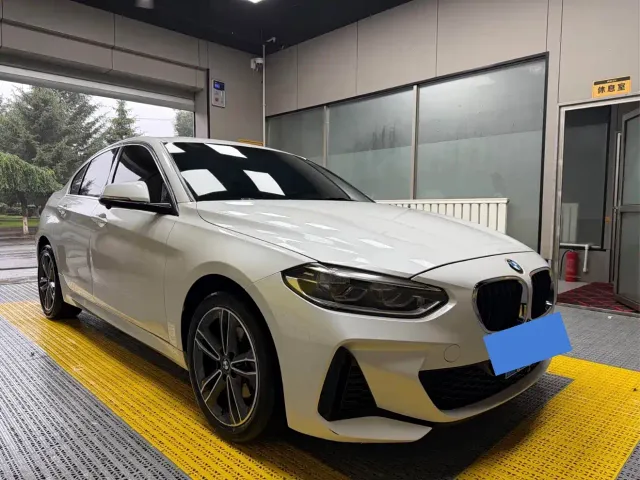 BMW 1 Series — Фото автомобиля 3