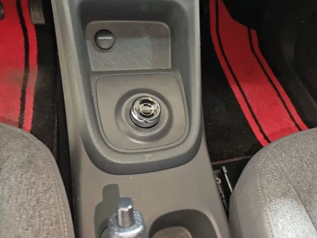 Wuling Hongguang — Фото автомобиля 13