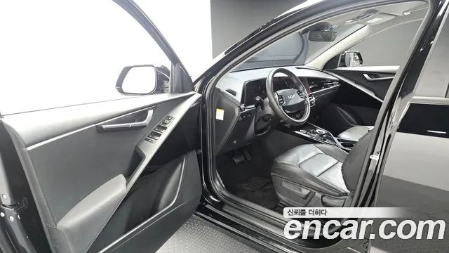 Kia Niro Niro (New) — Фото автомобиля 10