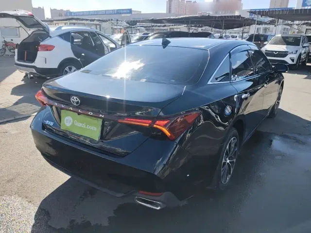 Toyota Avalon — Фото автомобиля 6