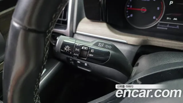 Kia Sorento Sorento 4-е поколение Дизель 2.2 2WD — Фото автомобиля 16