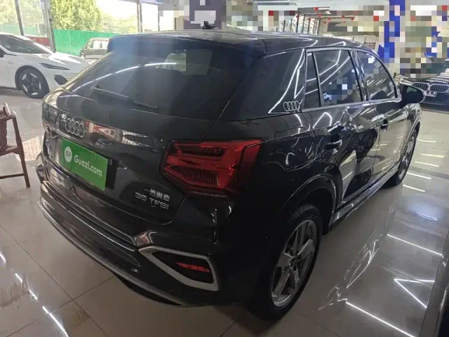 Audi Q2L — Фото автомобиля 6