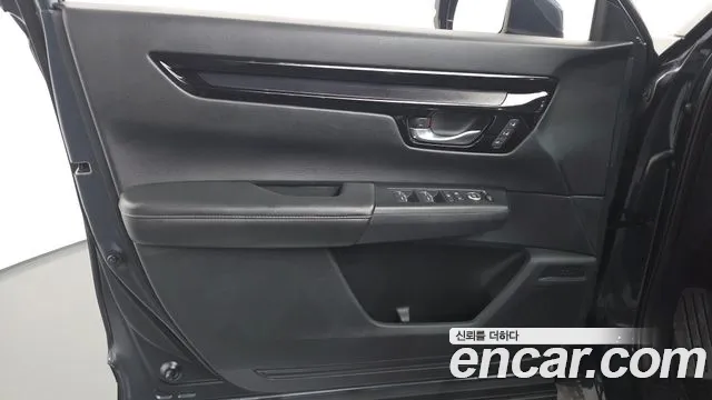 Honda CR-V 6th Gen — Фото автомобиля 24