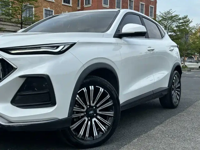 Changan Oushang X5 — Фото автомобиля 11