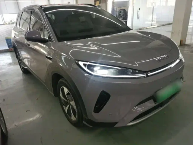 BYD Sealion 05 EV — Фото автомобиля 3