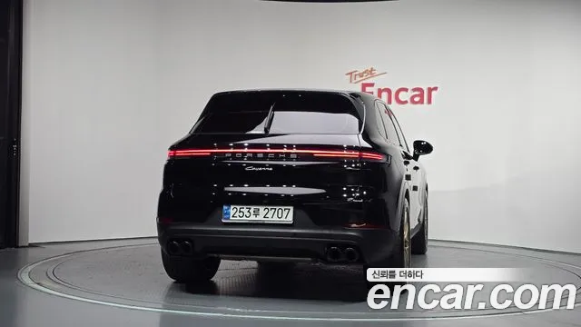 Porsche Cayenne PO536 — Фото автомобиля 4