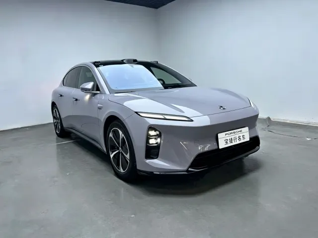 Nio ET5 — Фото автомобиля 6