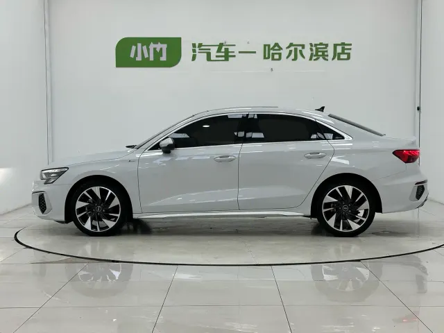 Audi A3 — Фото автомобиля 5
