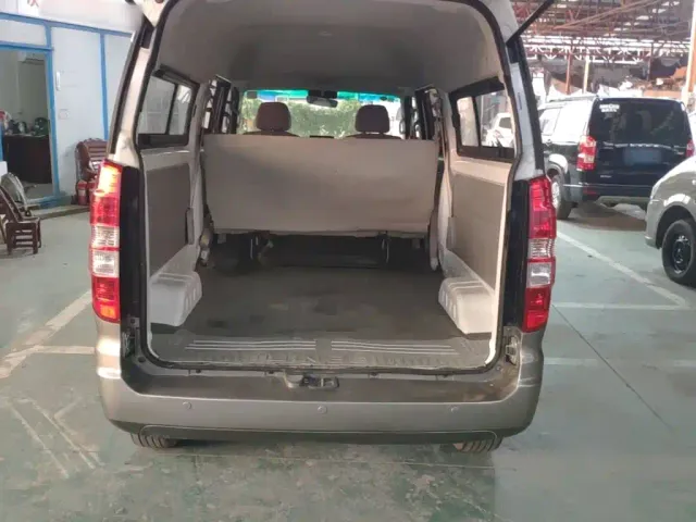 Jinbei New Hiace S — Фото автомобиля 18