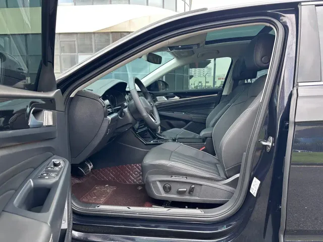 Volkswagen Passat — Фото автомобиля 5