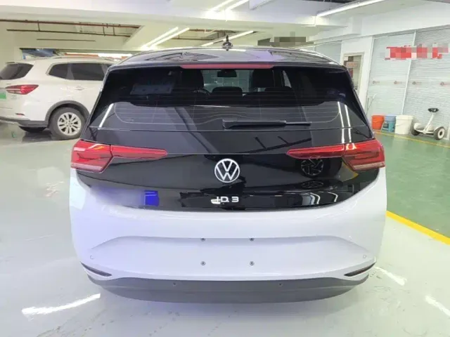 Volkswagen ID.3 — Фото автомобиля 5