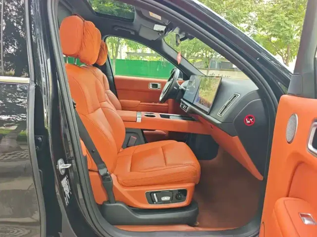 Li Auto L9 — Фото автомобиля 4
