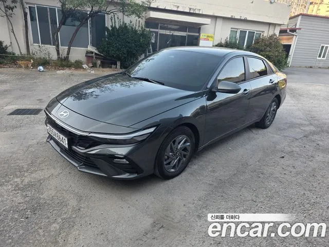 Hyundai Avante CN7 — Фото автомобиля 5