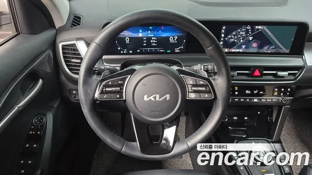 Kia Seltos Новый Seltos Бензин 2.0 2WD — Фото автомобиля 12