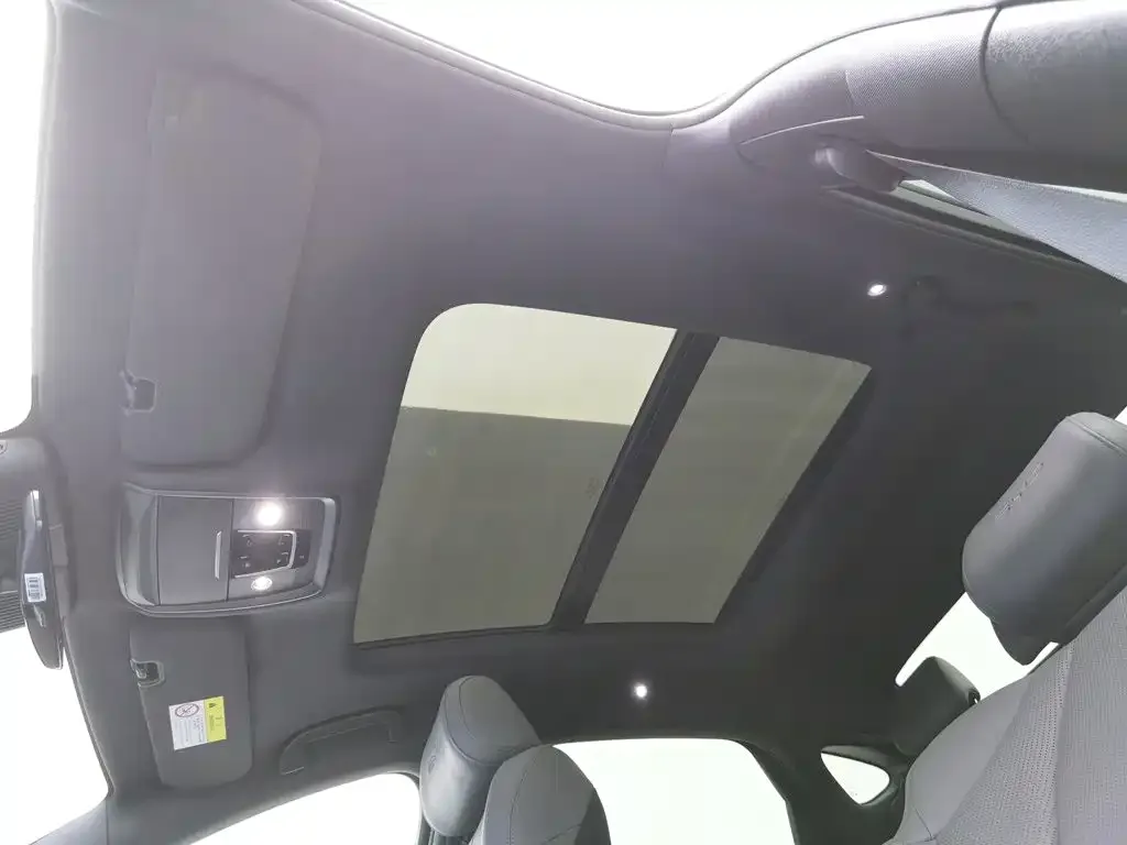 BYD Seal 2024 Glory Edition DM-i 1.5L 121km Luxury — Фото автомобиля 14