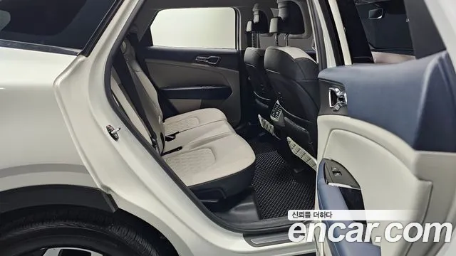 Kia Sportage Sportage 5-е поколение Бензин 1.6 турбо 2WD — Фото автомобиля 11