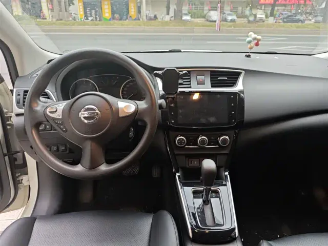 Nissan Sylphy — Фото автомобиля 6
