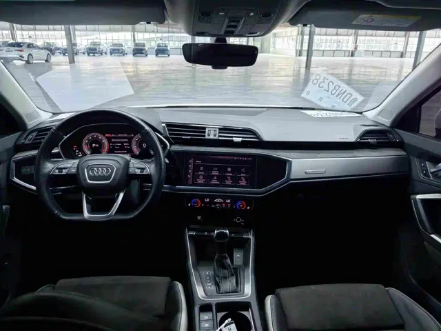 Audi Q3 — Фото автомобиля 13