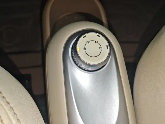 Wuling Hongguang Mini EV — Фото автомобиля 13