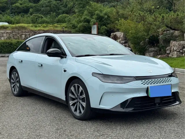 Leapmotor C01 — Фото автомобиля 2