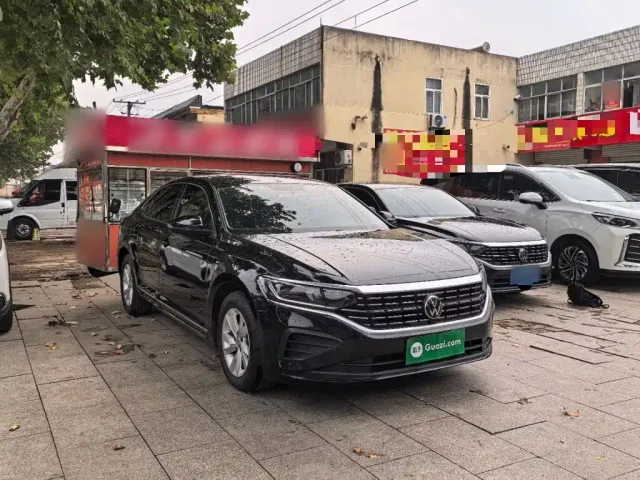 Volkswagen Passat — Фото автомобиля 3