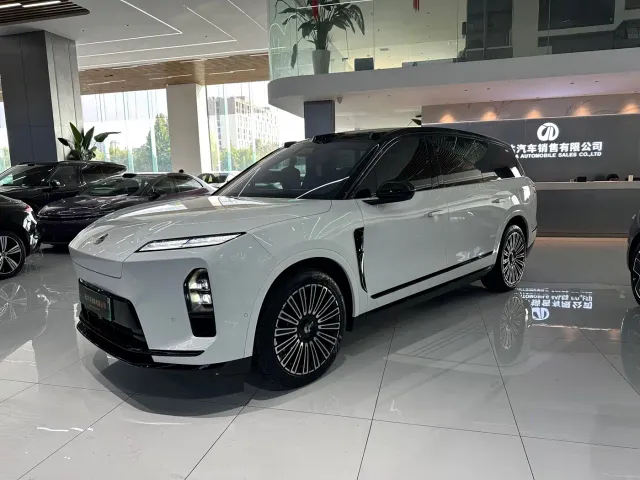 Фотография автомобиля — Nio ES8