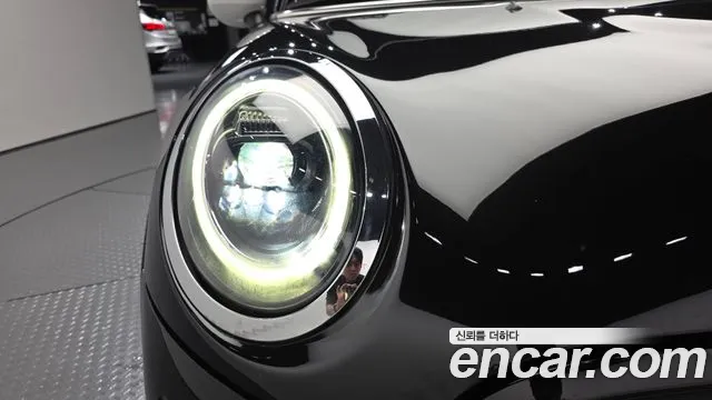 Mini Cooper Cooper Classic — Фото автомобиля 16