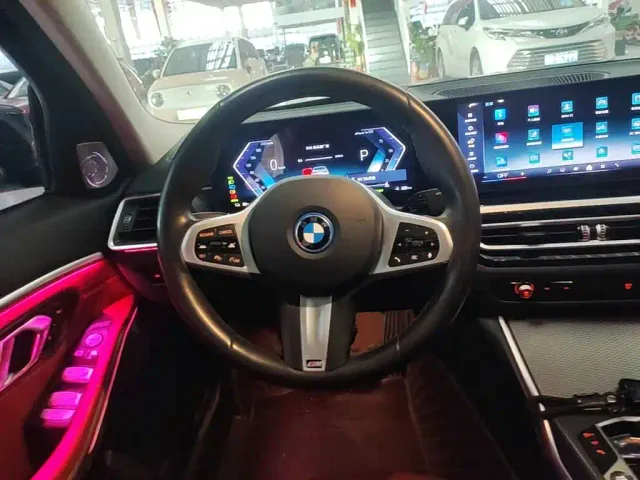 BMW i3 — Фото автомобиля 10