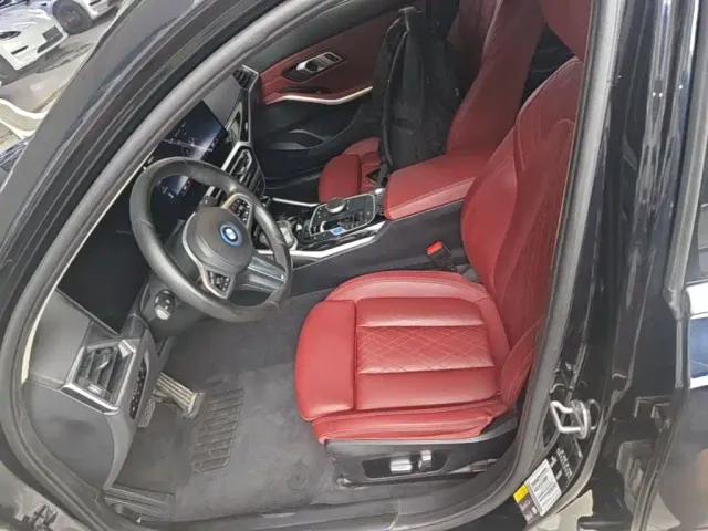 BMW i3 — Фото автомобиля 14