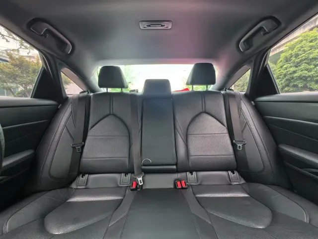 Toyota Avalon — Фото автомобиля 14