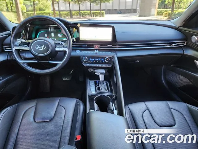 Hyundai Avante CN7 — Фото автомобиля 18
