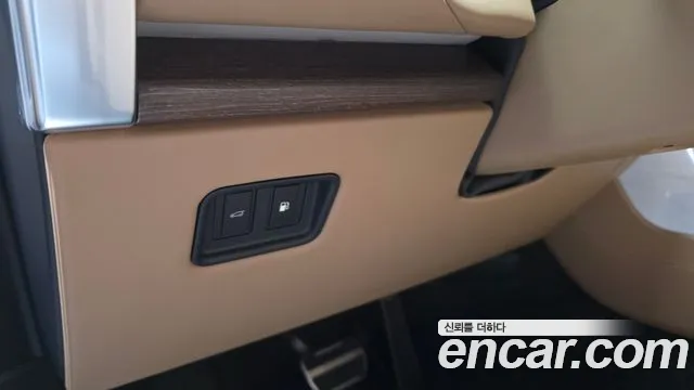 Land Rover Range Rover — Фото автомобиля 26