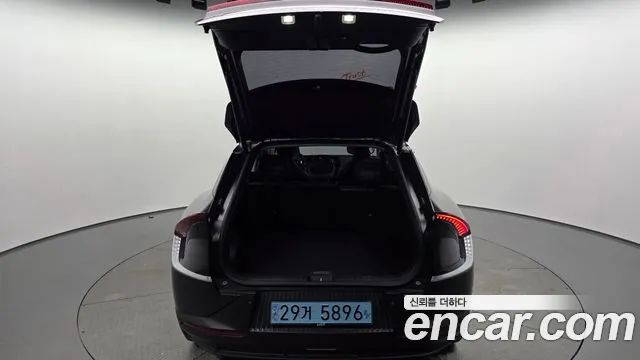 Kia EV6 — Фото автомобиля 26