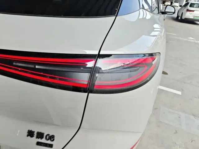 BYD Sealion 06 — Фото автомобиля 7