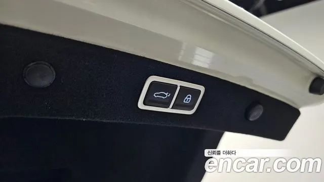 Hyundai Grandeur Grandeur (GN7) — Фото автомобиля 20