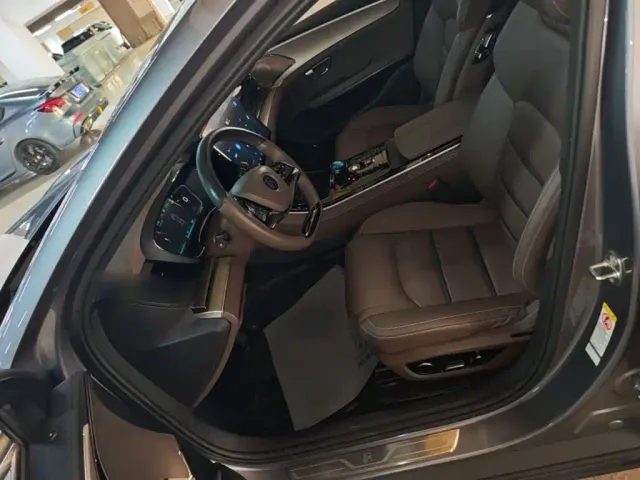 BYD Han — Фото автомобиля 14