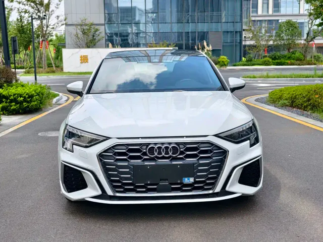 Audi A3 — Фото автомобиля 2