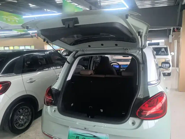Wuling Bingo — Фото автомобиля 18