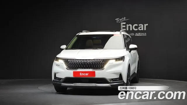 Kia Carnival Generation 4 — Фото автомобиля 2