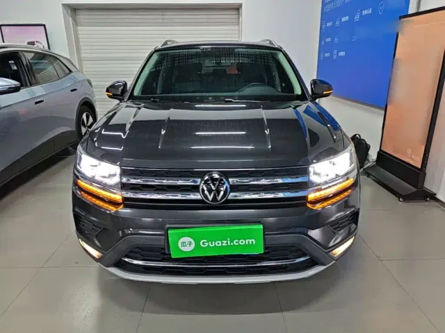 Volkswagen Tharu — Фото автомобиля 2