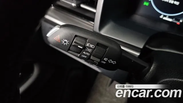 KG_Mobility_Ssangyong Rexton Новый Rexton Sport Дизель 2.2 4WD — Фото автомобиля 26
