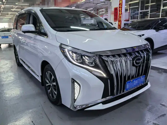GAC Trumpchi M8 — Фото автомобиля 3