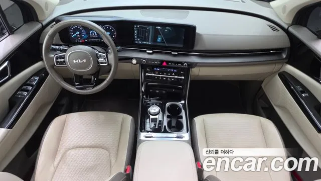Kia Carnival Generation 4 — Фото автомобиля 7