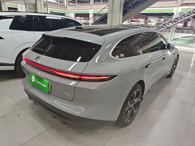 Nio ET5 Touring — Фото автомобиля 6