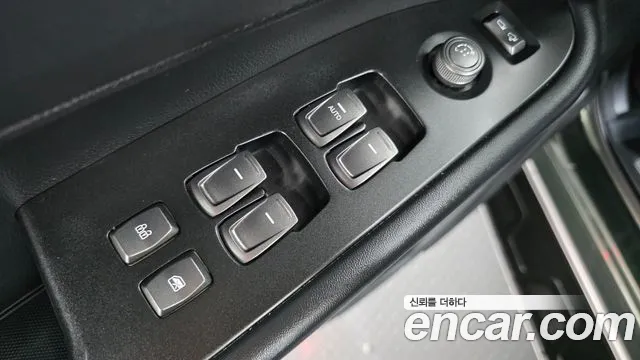 KG_Mobility_Ssangyong Rexton Новый Rexton Sport Дизель 2.2 4WD — Фото автомобиля 12