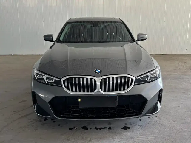 BMW 3 Series — Фото автомобиля 3