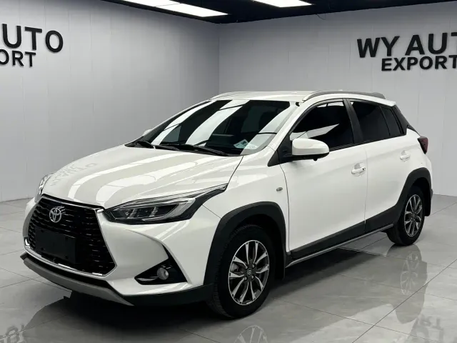 Фотография автомобиля — Toyota YARiS L Zhi Xuan