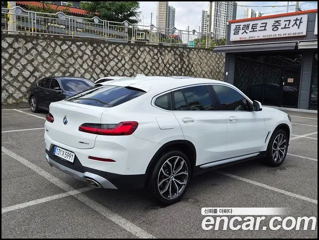 BMW X4 — Фото автомобиля 2