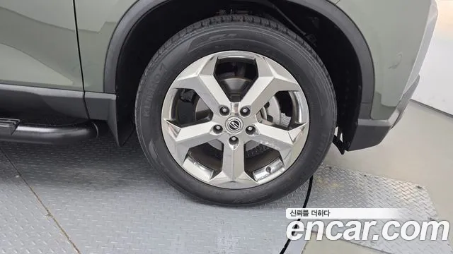 KG_Mobility_Ssangyong Rexton Новый Rexton Sport Дизель 2.2 4WD — Фото автомобиля 19
