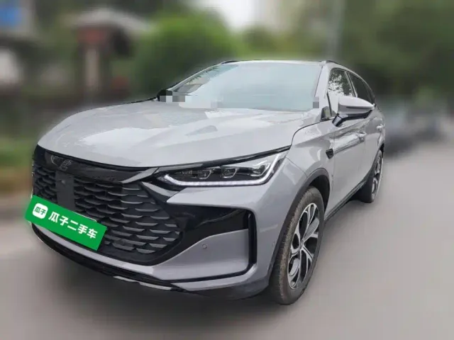 Фотография автомобиля — BYD Tang